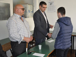 Pomoc slepim osobama